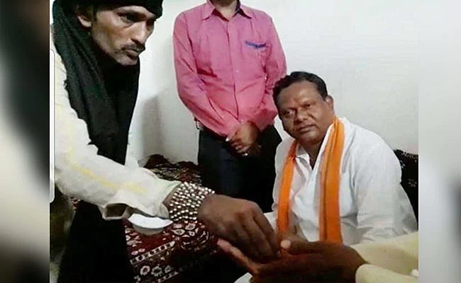 छत्तीसगढ़ कांग्रेस को तोड़ने के लिए करोड़ों खर्च कर रही बीजेपी? कंबल बाबा के ऑडियो से ‘भूचाल’