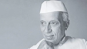 नेहरू ने कहा था, ‘तथ्य, तथ्य होते हैं और आपकी पसंद के हिसाब से वे गायब नहीं हो जाएंगे’