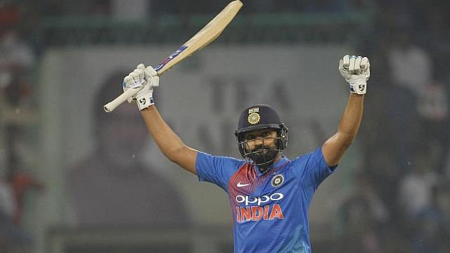 लखनऊ टी-20: रोहित शर्मा के रिकॉर्ड शतक से भारत को 2-0 की अजेय बढ़त, मैच में लगी रिकॉर्ड्स की झड़ी