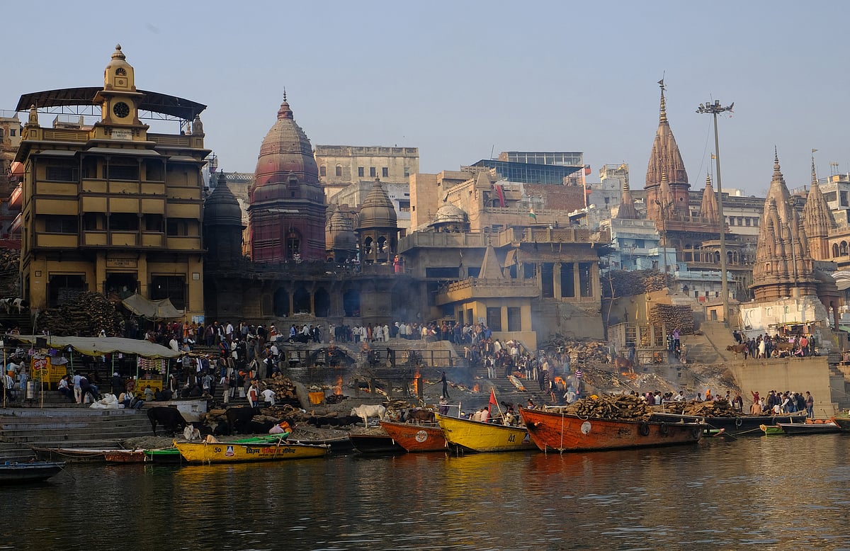 गोमूत्र से लेकर उपले तक, एक क्लिक पर  मिल रहा है अंतिम संस्कार का सारा सामान