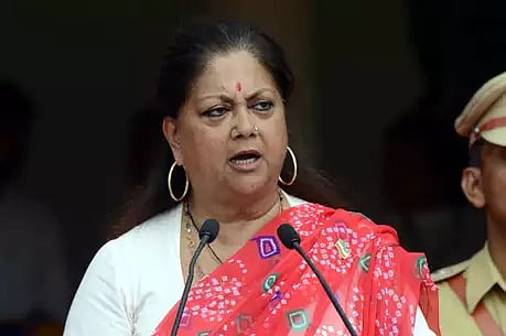 चुनाव से पहले राजस्थान बीजेपी में बगावत का दौर जारी, टिकट कटने से नाराज एक और विधायक ने दिया इस्तीफा