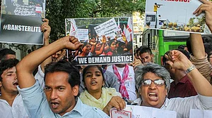 पर्यावरण के मामले में दुनिया भर में आन्दोलन का साल रहा 2018, लेकिन भारत में नहीं हुआ कुछ विशेष