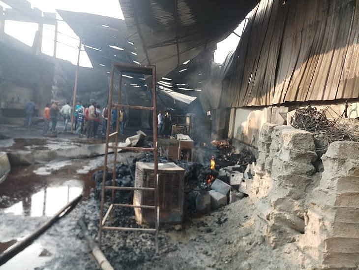 बिहारः मुजफ्फरपुर के बिस्किट फैक्ट्री में भीषण आग में झुलसकर 5 मजदूरों की मौत, 3 अभी भी लापता