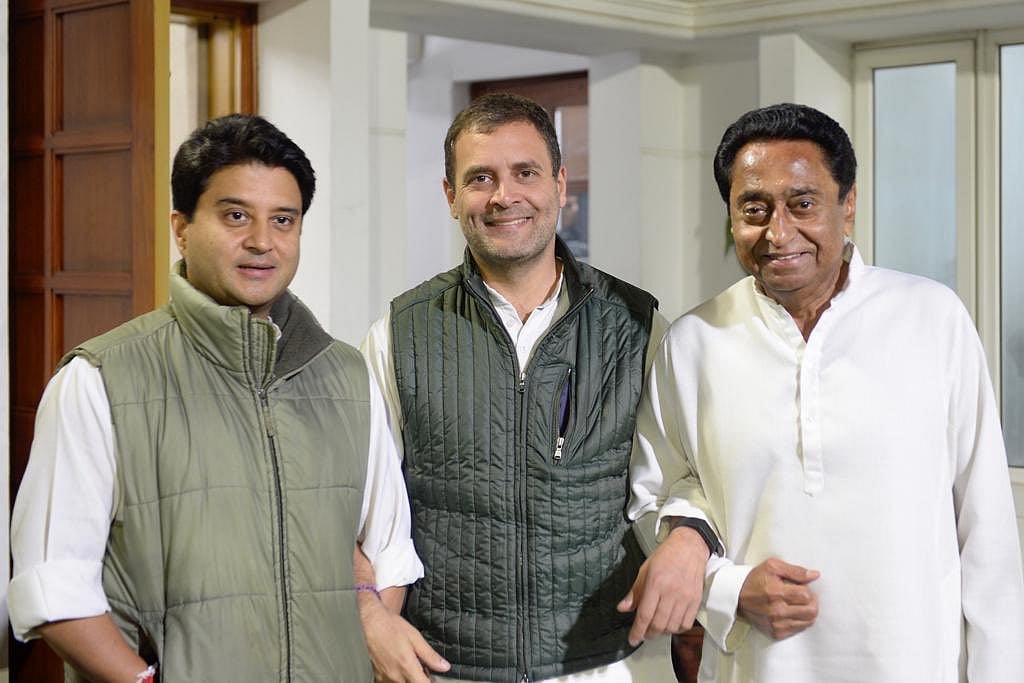 कांग्रेस ने सौंपी कमलनाथ को कमान: हर संकट में सदा साथ खड़े रहे पार्टी के