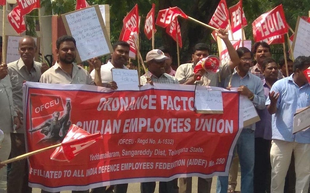 किसानों के बाद अब डिफेंस कर्मचारी करेंगे मोदी सरकार की नीतियों के खिलाफ आंदोलन