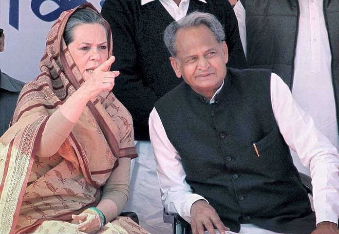 अशोक गहलोतः राजस्थान की राजनीति का ऐसा ‘जादूगर’ जिसकी विनम्रता के विरोधी भी हैं कायल