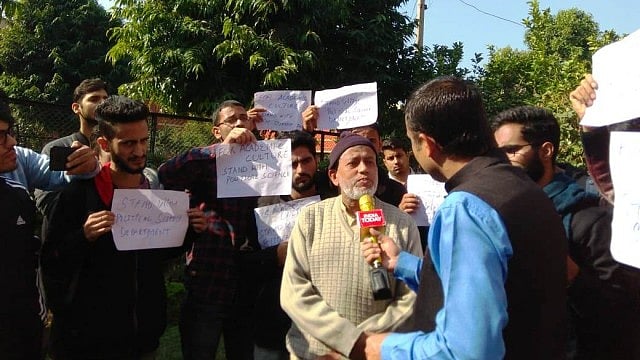 जम्मू: प्रोफेसर की ‘लिंचिंग’ कराने की मीडिया की कोशिशें  नाकाम, भगत सिंह पर लेक्चर के बाद शुरु हुआ था बवाल