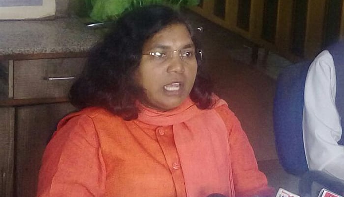लोकसभा चुनाव से पहले यूपी में बीजेपी को बड़ा झटका, दलित  सांसद सावित्री फुले ने छोड़ी पार्टी