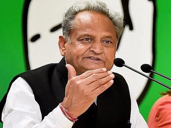 राजस्थान  में भी कांग्रेस ने निभाया चुनावी वादा, गहलोत सरकार ने  भी किया किसानों का 2 लाख तक कर्ज माफ
