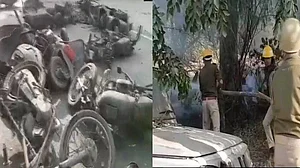 यूपीः बुलंदशहर में गोहत्या के नाम पर भड़की हिंसा में इंस्पेक्टर समेत दो की मौत, भीड़ ने थाने में लगाई आग