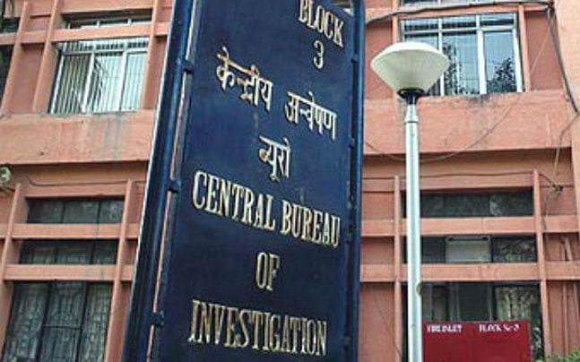 ऐसा रहा 2018: मोदी सरकार की दखलंदाज़ी और दो अफसरों की आपसी जंग से धूल में मिल गई सीबीआई की प्रतिष्ठा
