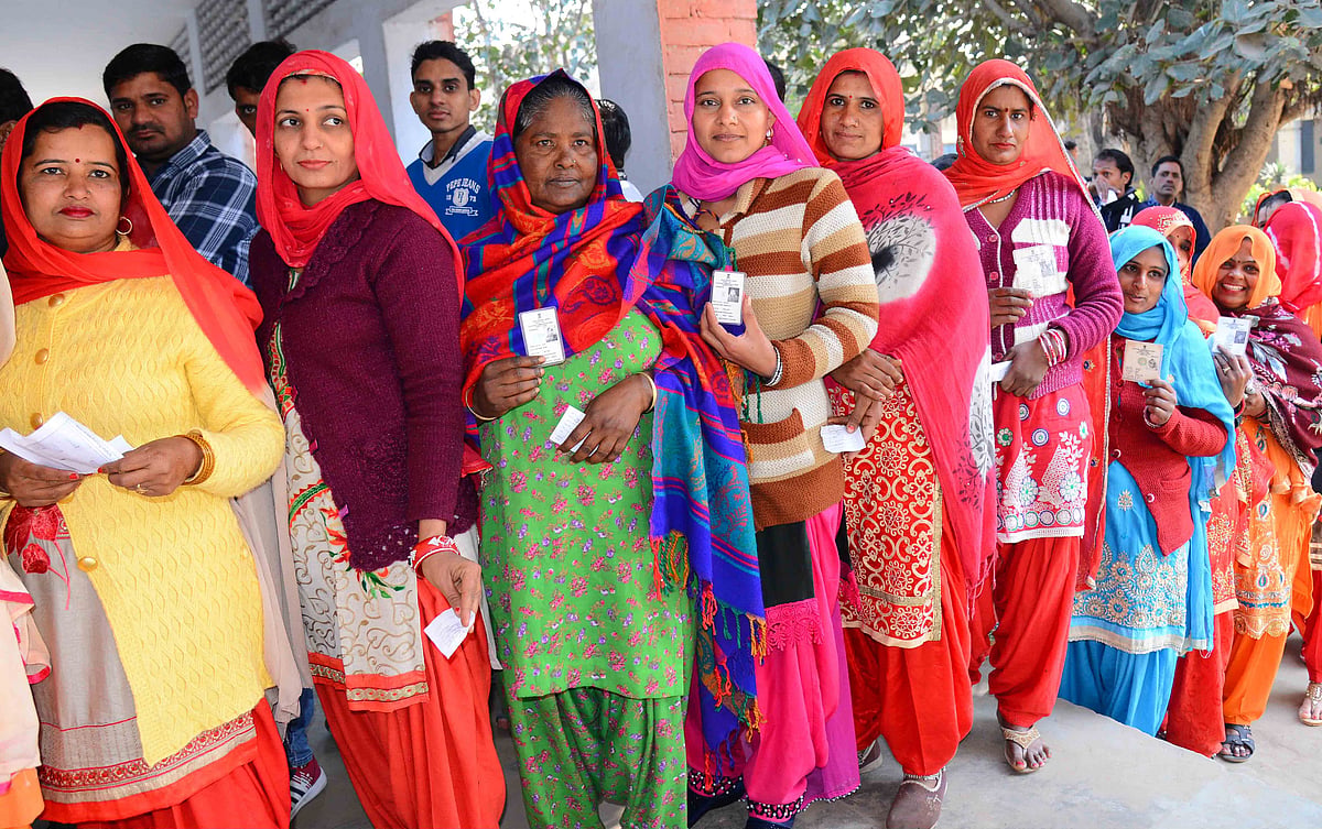 जींद उपचुनाव में 75 फीसदी पोलिंग, 21 उम्मीदवारों की किस्मत का फैसला ईवीएम में बंद, वोटों की गिनती 31 को