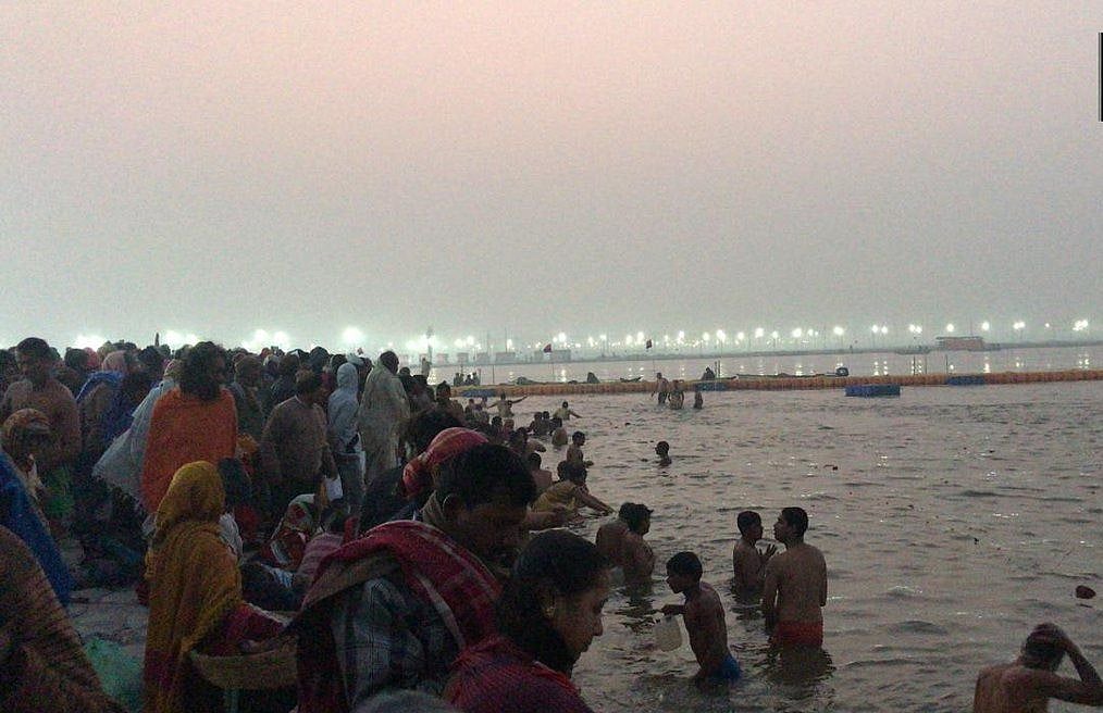 मकर संक्रांति:  श्रद्धालुओं ने लगाई ‘आस्था की डुबकी’, जाने आज के दिन  क्या करें और क्या नहीं?