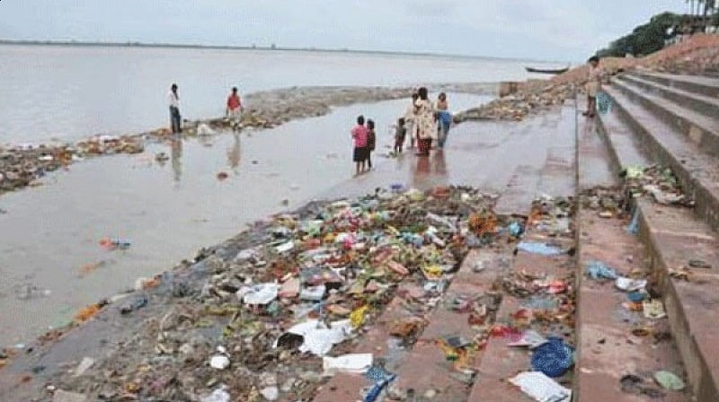 गंगा सफाई का हालः तथ्यों की जगह झूठे दावों वाली खबरों से किया जा रहा है सफाई का दावा