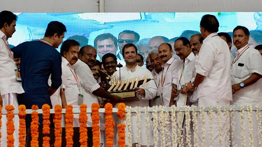 फोटो: <a href="https://twitter.com/INCIndia">@<b>INCIndia</b></a>
