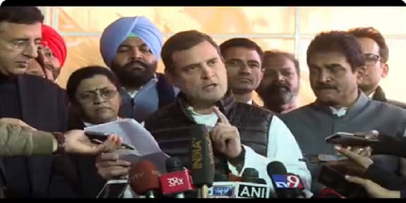  आलोक वर्मा की बहाली मोदी सरकार के मुंह पर तमाचा,  राहुल गांधी ने कहा, राफेल जांच की वजह से हटाया गया था
