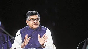 विवादित मुद्दों पर मोदी सरकार की रणनीति,कोर्ट फैसले के बाद ‘मनमर्ज़ी निकालो हल’, कानून मंत्री ने भी यही दोहराया