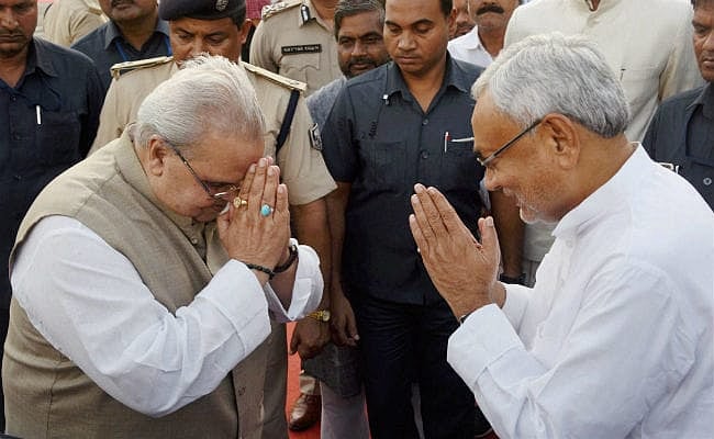 बिहार के अपराध पर कश्मीर के राज्यपाल का यू-टर्नः पहले कहा बिहार में अपराध का बोलबाला,  अब कर रहे हैं तारीफ