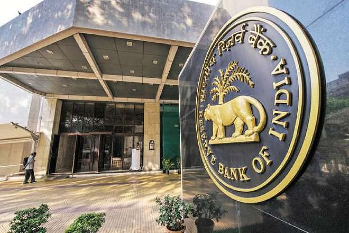 देश का विदेशी पूंजी भंडार 67.1 करोड़ डॉलर घटा: आरबीआई