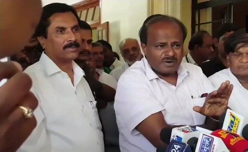 कर्नाटक: सीएम कुमारास्वामी का बीजेपी पर गंभीर आरोप, बोले- मेरे विधायक को  तोड़ने के लिए की गई बड़ी रकम की पेशकश