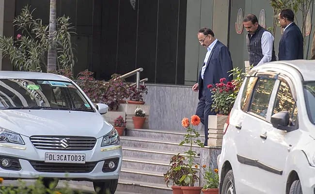 आलोक वर्मा खोलने वाले थे एक ‘बड़ा केस’, आईबी की रिपोर्ट मिलते ही हरकत में आई सरकार और कर दी छुट्टी