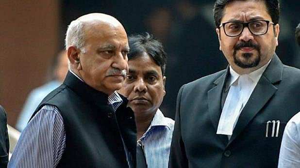 मी टू:  एमजे अकबर मानहानि मामले में  कोर्ट ने रमानी को  भेजा समन, डराकर चुप कराने का आरोप  लगा चुकी हैं  प्रिया