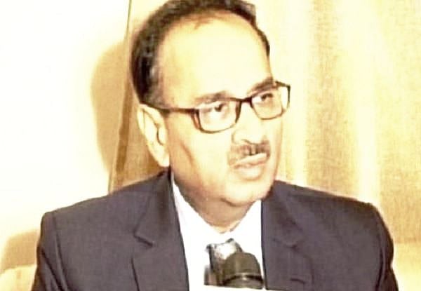 सीबीआई में आलोक वर्मा की वापसी: क्या सुप्रीम कोर्ट ने वर्मा के रिटायरमेंट की पटकथा लिख दी !