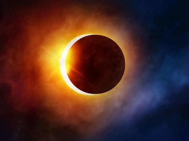 साल के पहले रविवार को पहला सूर्य ग्रहण, जाने कहां-कहां दिखेगा असर? 