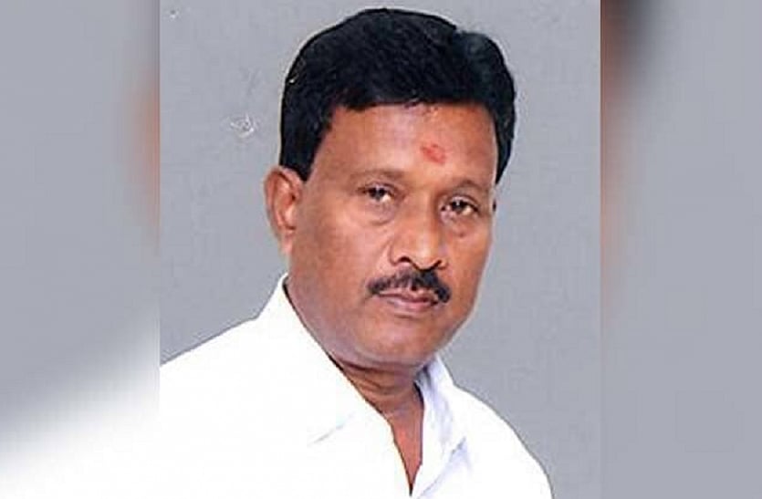 कार दुर्घटना में अन्नाद्रमुक सांसद एस. राजेंद्रन का निधन, चालक सहित तीन  घायल 