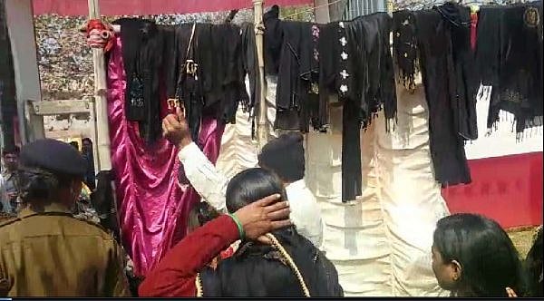 झारखंड विधानसभा में उठा सीएम के कार्यक्रम में काले कपड़े उतरवाने का मुद्दा, विपक्ष ने कहा- यह महिलाओं का आपमान
