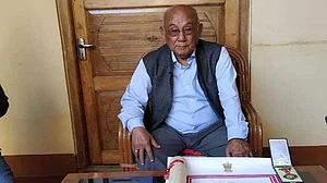 मणिपुर: फिल्मकार अरिबम श्याम शर्मा ने नागरिकता विधेयक के विरोध में लौटाया पद्मश्री, 2006 में मिला था सम्मान