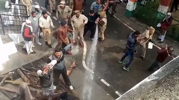 फोटोः आस मोहम्मद कैफ