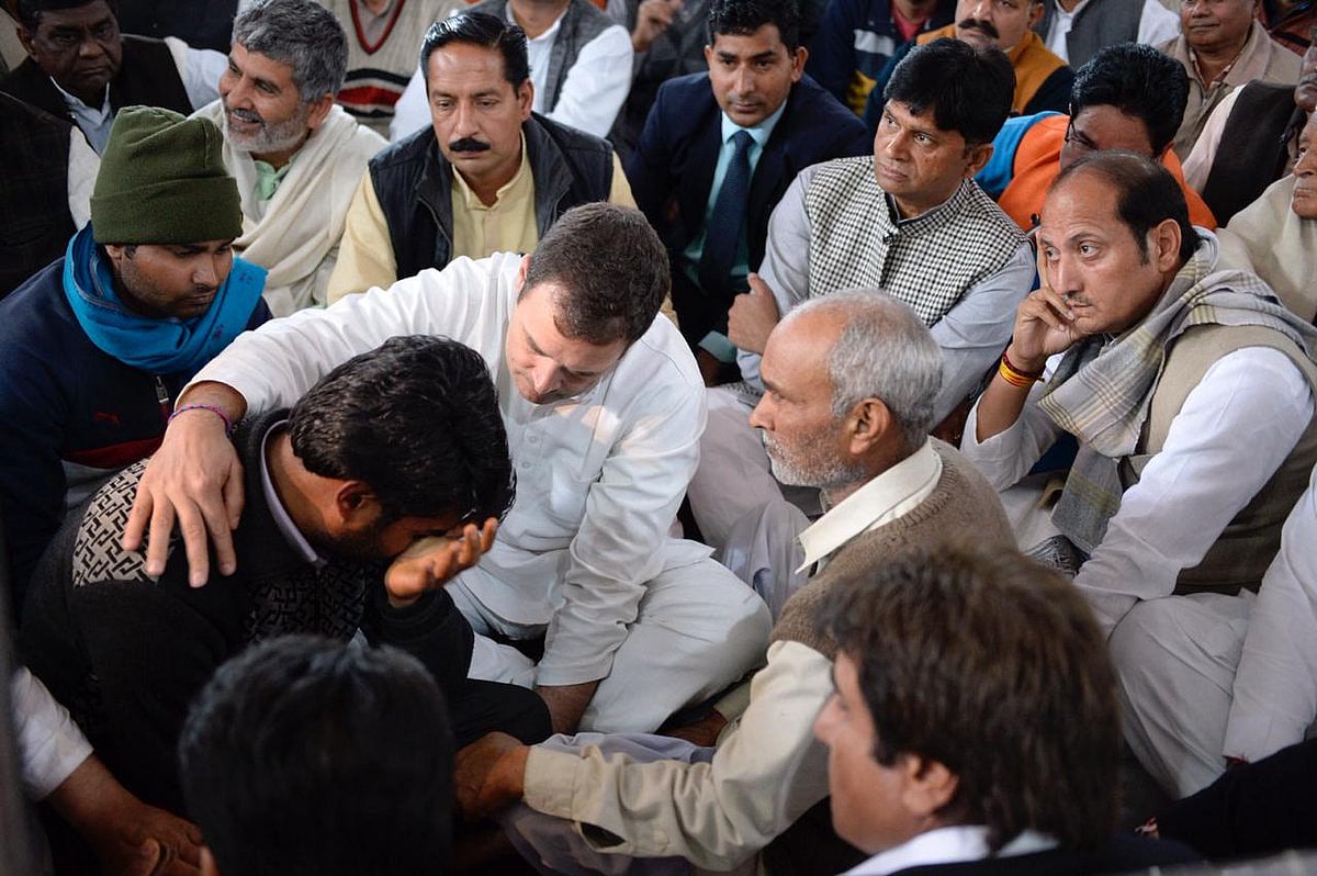 शहीदों के परिजनों का राहुल गांधी ने बांटा दर्द, कहा- हमने भी अपने पिता को खोया है, समझता हूं आपका दुख