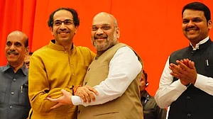 शिवसेना ने फिर दिखाईं आंखें, कहा- पुलवामा के बाद क्या चुनाव आने पर करेंगे मोदी कार्रवाई