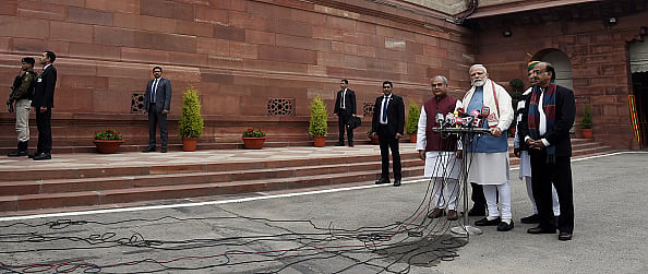 बजट 2019: अब आरबीआई के सामने एक बार फिर हाथ फैलाएगी सरकार, तभी होगा लोकलुभावन घोषणाओं का बेड़ा पार