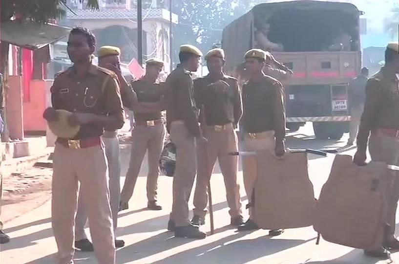 योगीराज में अपराधी बेलगाम, वाराणसी के उदय प्रताप कॉलेज में छात्र को मारी 8 गोली, हत्या के बाद बदमाश फरार