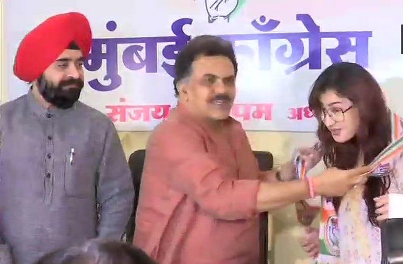 घर-घर में मशहूर ‘अंगूरी भाभी’  ने थामा कांग्रेस का हाथ, शिल्पा शिंदे  पार्टी में शामिल