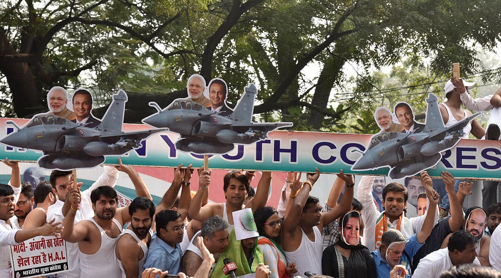 राफेल  पर नए  खुलासे के बाद चौतरफा घिरी मोदी सरकार, दिल्ली से बंगाल तक उठी पीएम  की भूमिका की जांच की मांग