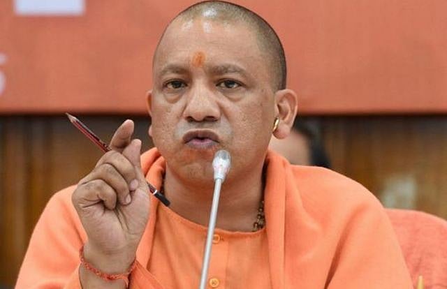 यूपी में कर्मचारियों की हड़ताल के ऐलान से उड़ी योगी सरकार की नींद,  लगाया एस्मा, लेकिन कर्मचारी अब भी अड़े