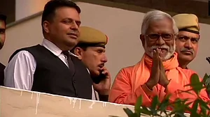 असीमानंद समेत सभी आरोपी बरी, समझौता एक्सप्रेस ब्लास्ट में एनआईए कोर्ट का फैसला