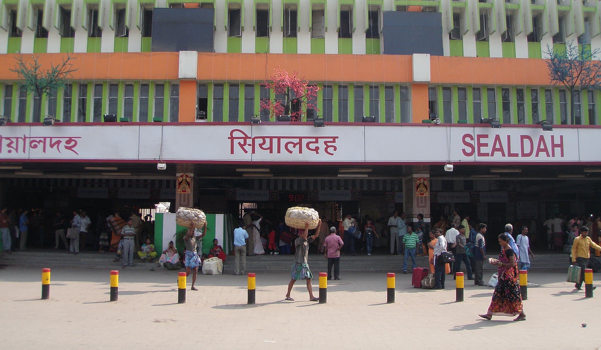 नहीं थम रहे कश्मीरियों पर हमले, कोलकाता में कश्मीरी युवक पर चाकू से हमला, गंभीर रूप से घायल
