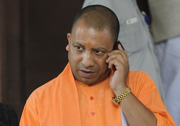 योगी सरकार की चुनावी चाल, लोकसभा चुनाव के ऐलान से पहले उत्तर प्रदेश में रेवड़ियों की तरह बांटे मलाईदार पद  