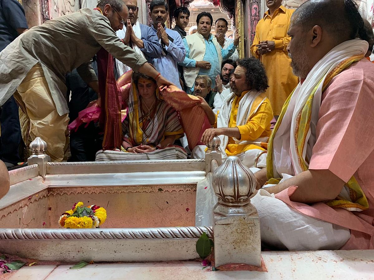 लोकसभा चुनाव 2019 LIVE: वाराणसी में प्रियंका गांधी बोलीं- आज इस देश में अंग्रेजों जैसी तानाशाही की स्थिति 