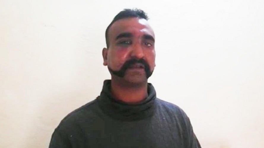पाकिस्तानी कैद में भी नहीं टूटे थे अभिनंदन, सवालों के जवाब न देने पर दी गई मानसिक यातनाएं