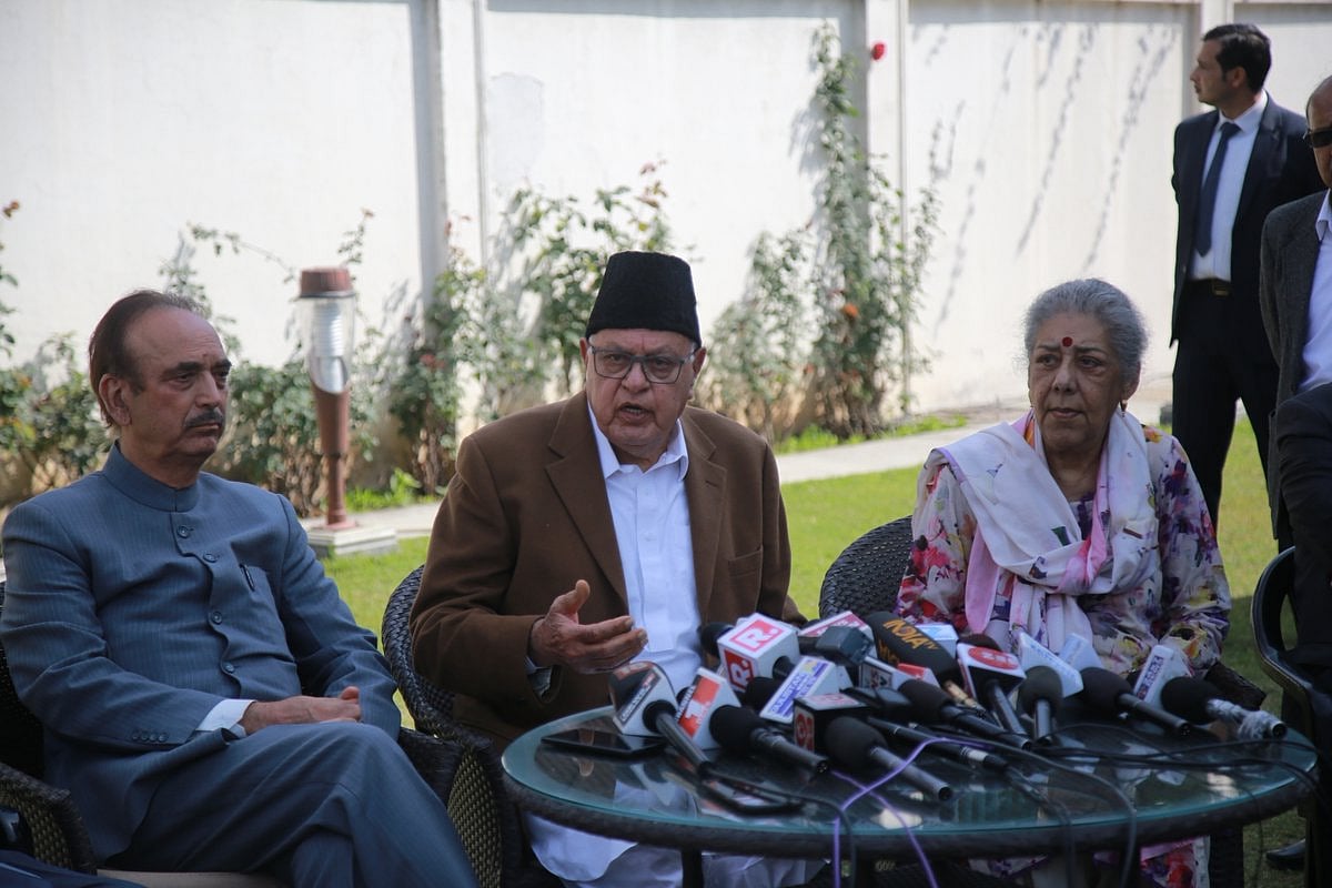 जम्मू-कश्मीर में कांग्रेस और नेशनल कांफ्रेंस में हुआ गठबंधन, श्रीनगर से चुनाव लड़ेंगे फारूक अब्दुल्ला