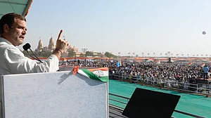 आज की चुनावी हलचल: आज से तमिलनाडु में प्रचार शुरु करेंगे राहुल गांधी, दिल्ली में आप करेगी प्रदर्शन