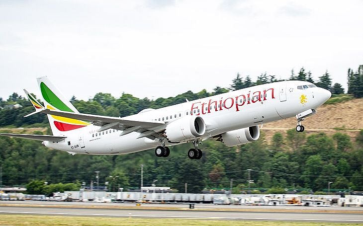इथोपिया विमान हादसे के बाद डीजीसीए का बड़ा फैसला, भारत में भी बोइंग 737 मैक्स विमान पर लगा बैन