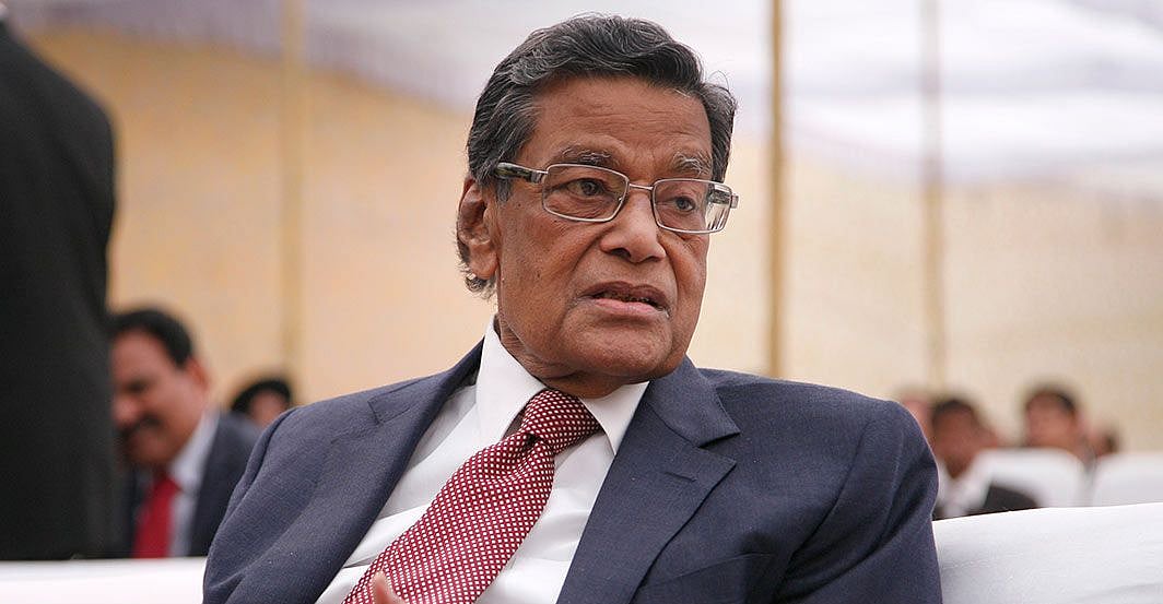 राफेल पर मोदी सरकार का एक और यू-टर्न, अटॉर्नी जनरल ने अब कहा- चोरी नहीं हुए दस्तावेज, उनकी फोटोकॉपी करवाई गई