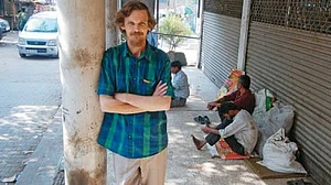 सामाजिक कार्यकर्ता ज्यां द्रेज को झारखंड पुलिस ने किया गिरफ्तार, बीजेपी सरकार के खिलाफ किए थे कई खुलासे