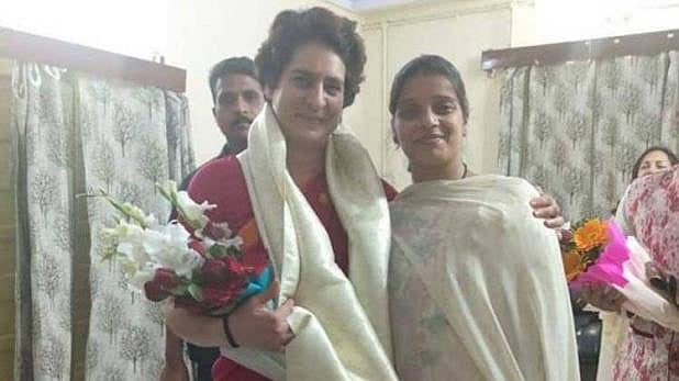  बीजेपी को लगा बड़ा झटका, कांग्रेस में शामिल हुईं यूपी बीजेपी अध्यक्ष महेन्द्रनाथ पांडेय  की बहू अमृता